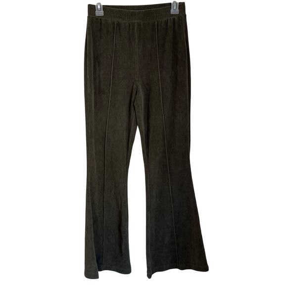 Aerie Groove ON Velour High Waisted Flare Pant Pull ON Ribbed Army Green Size S - Picture 1 of 10